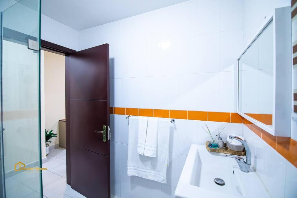 Photo of Bathroom in Agblesia