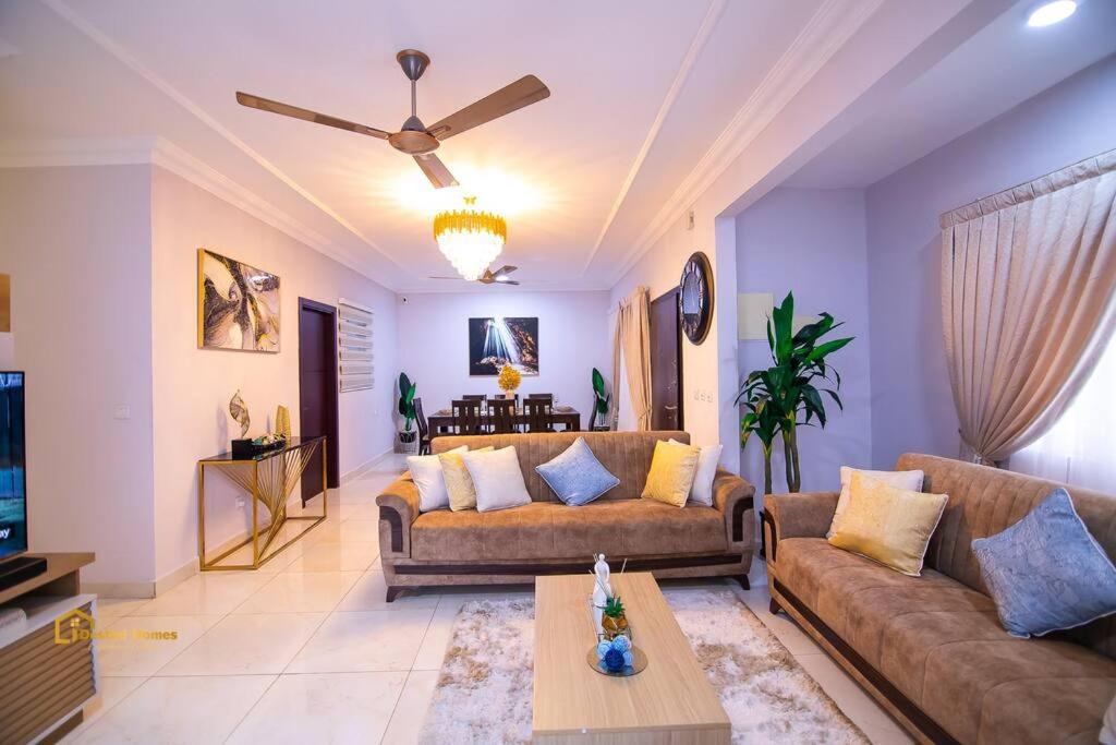 Photo of Livingroom in Agblesia