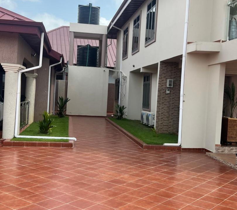Photo of Buildings in Kubease