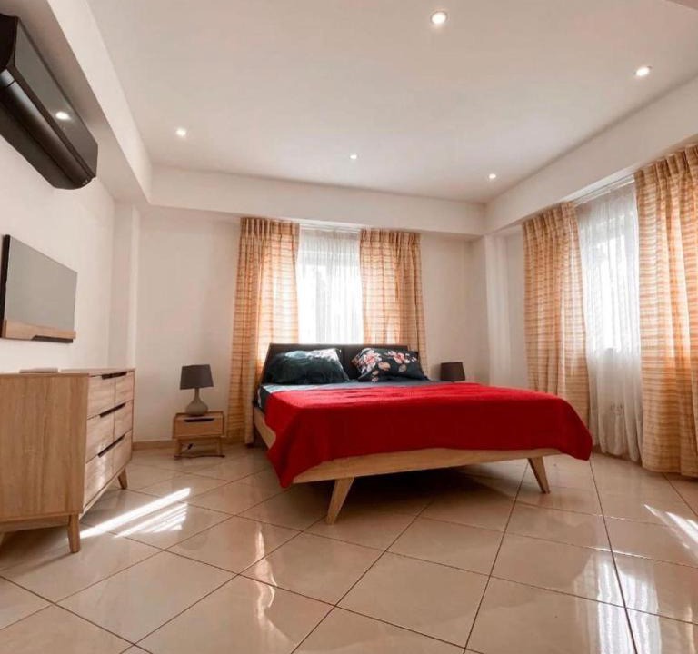 Photo of Bedroom in Osu