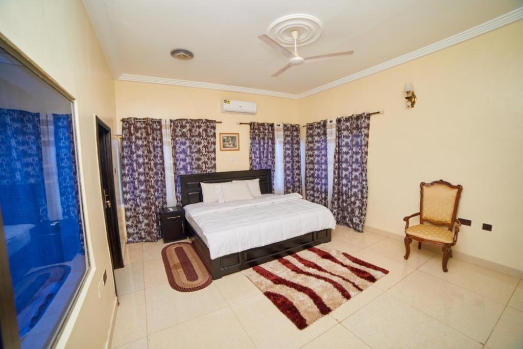 Photo of Bedroom in Tema