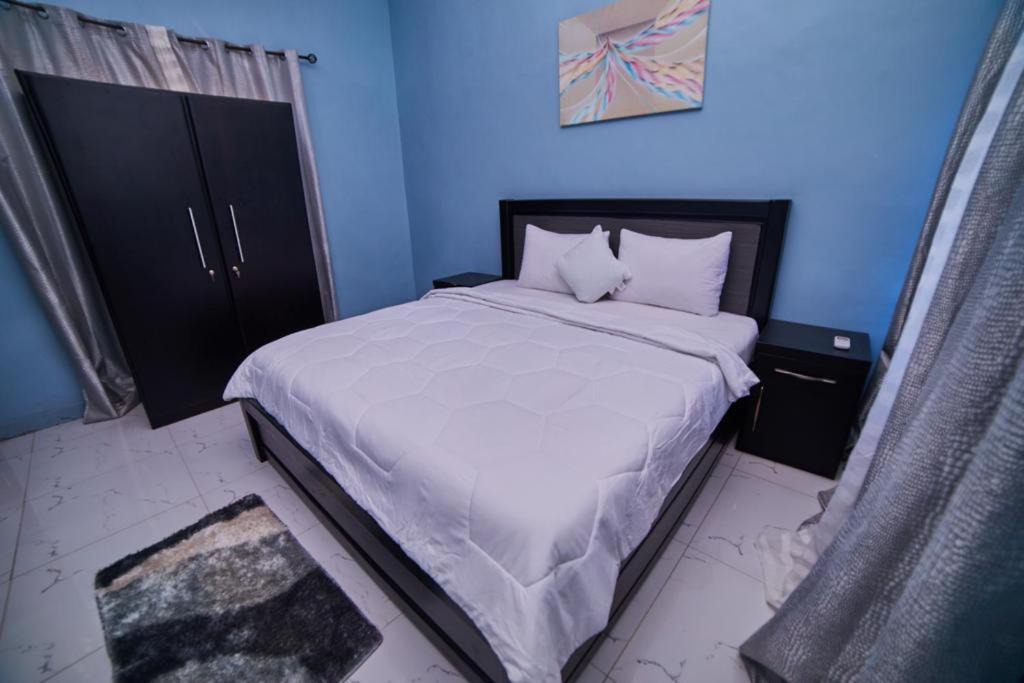 Photo of Bedroom in Tema