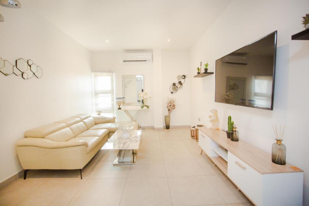 Photo of Livingroom in Labadi
