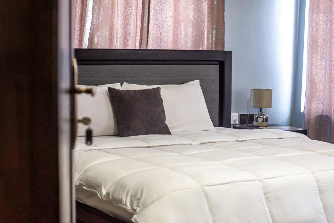 Photo of Bedroom in Tema