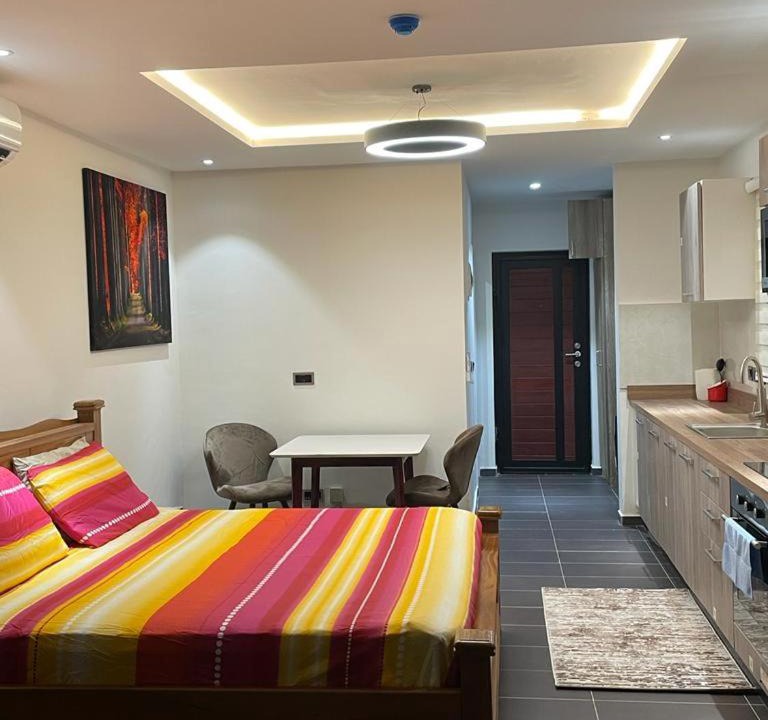Photo of Livingroom in Cantonments