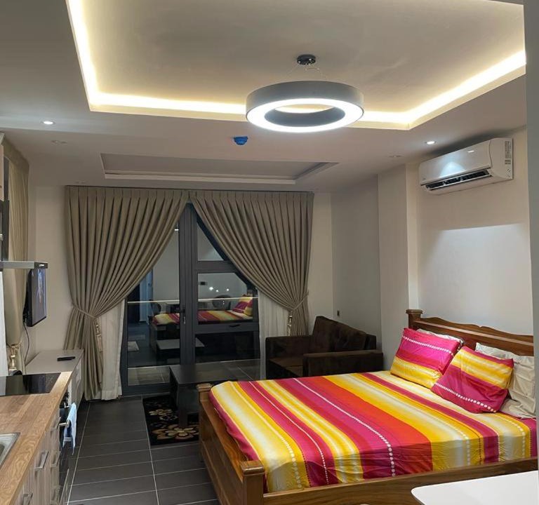 Photo of Livingroom in Cantonments
