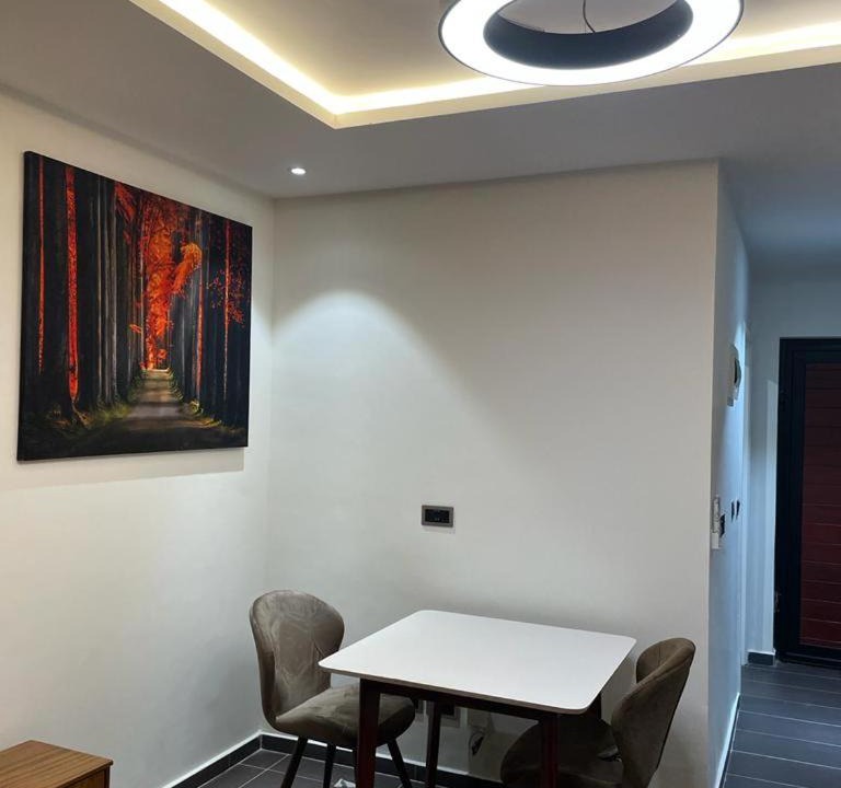 Photo of Livingroom in Cantonments