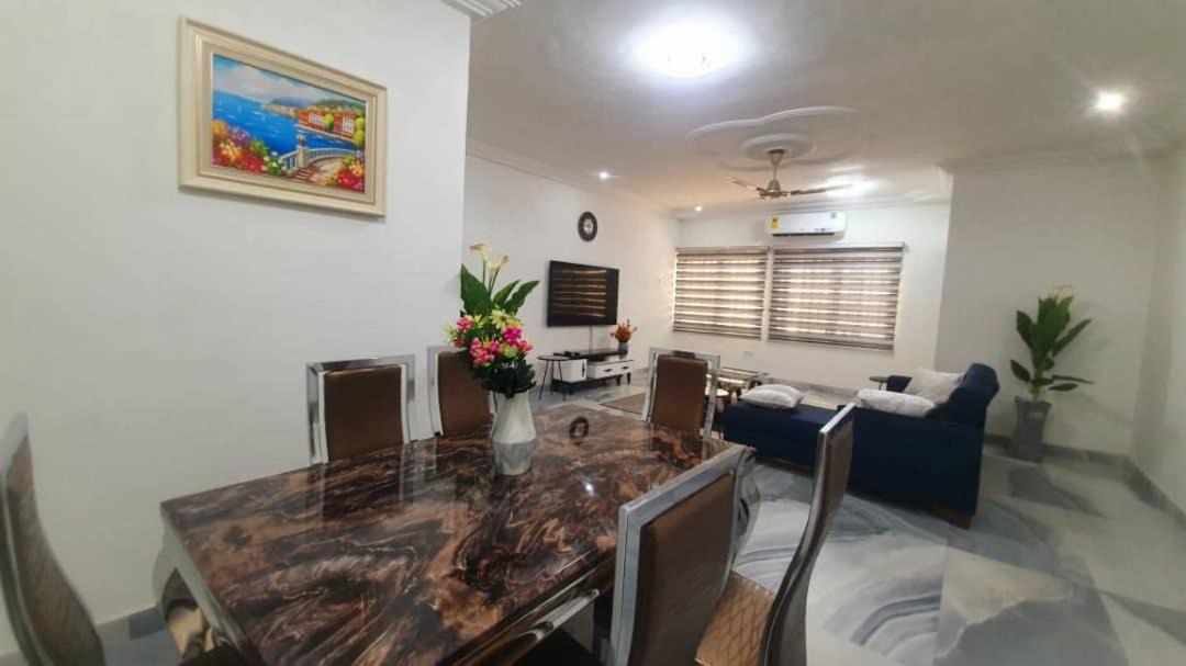 Photo of Livingroom in Accra