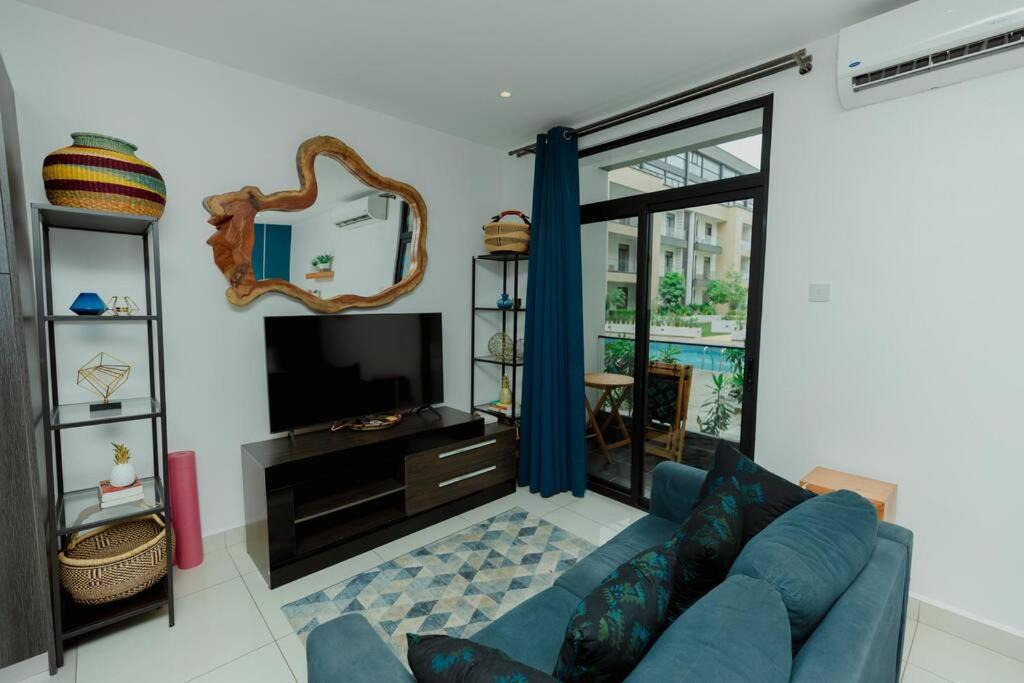 Photo of Livingroom in Cantonments