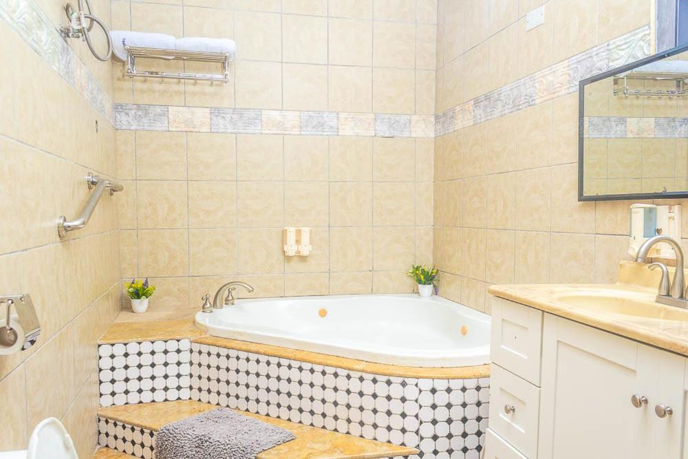 Photo of Bathroom in Janman