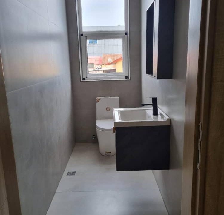 Photo of Bathroom in Osu