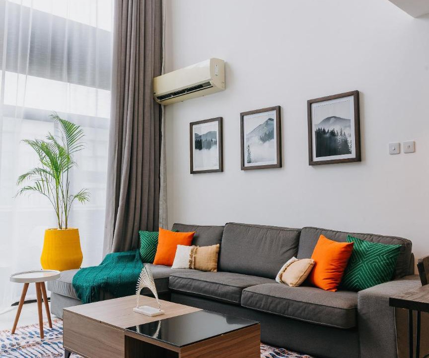 Photo of Livingroom in Cantonments