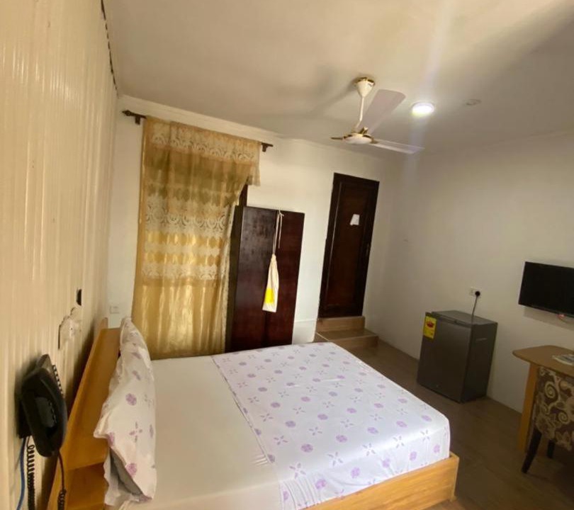 Photo of Bedroom in Axim