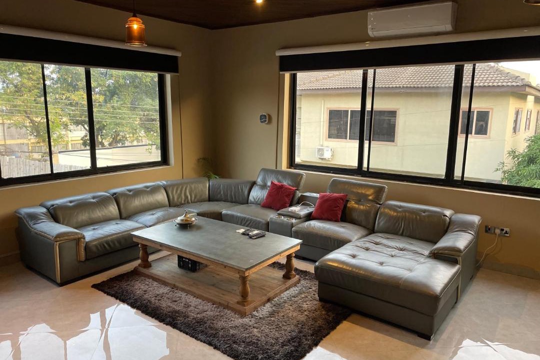 Photo of Livingroom in Cantonments