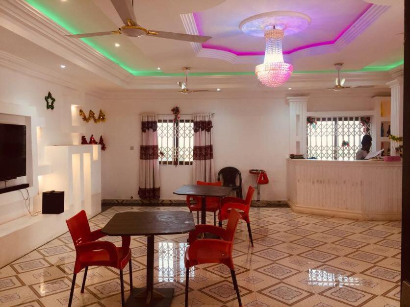 Photo of Livingroom in Gomoa