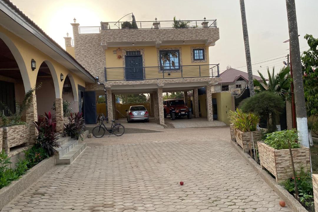 Photo of Others in Gbawe