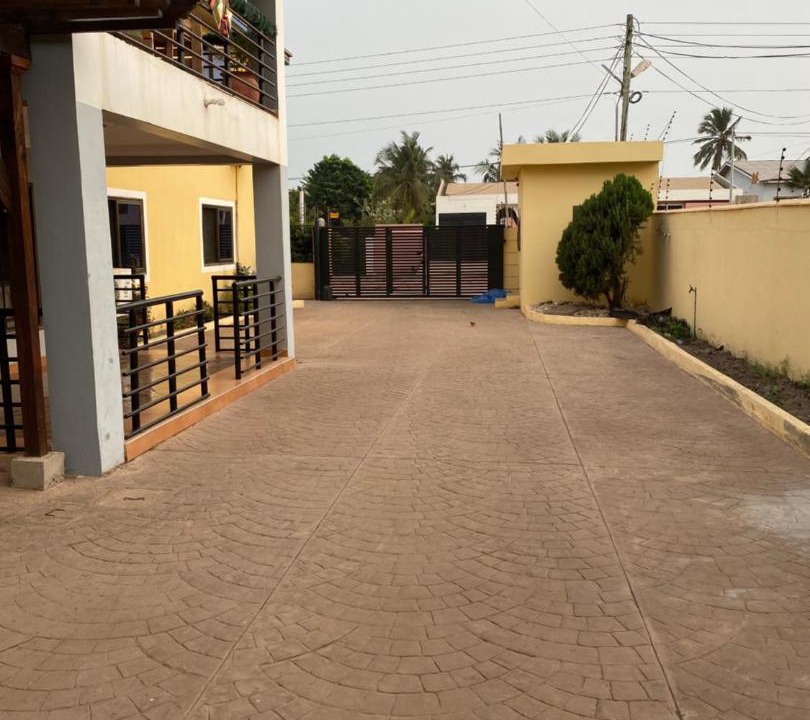 Photo of Buildings in Agblesia
