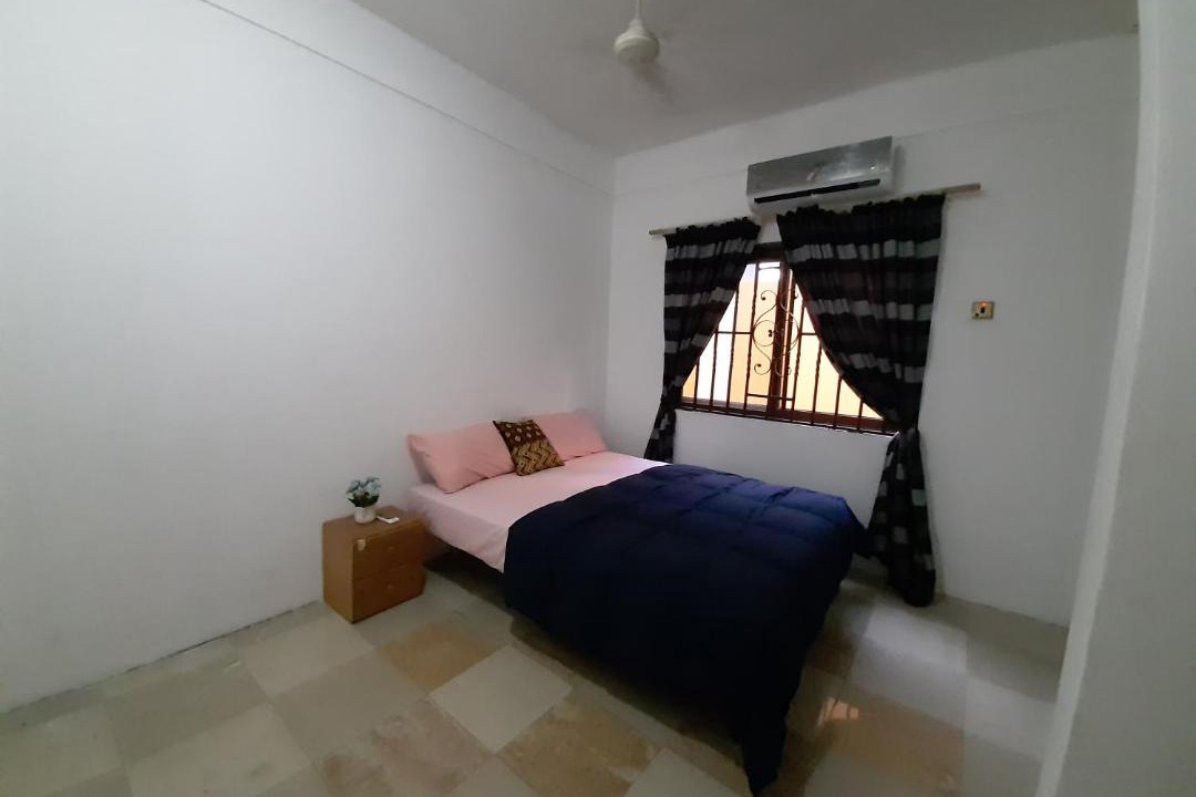 Photo of Bedroom in Teshie