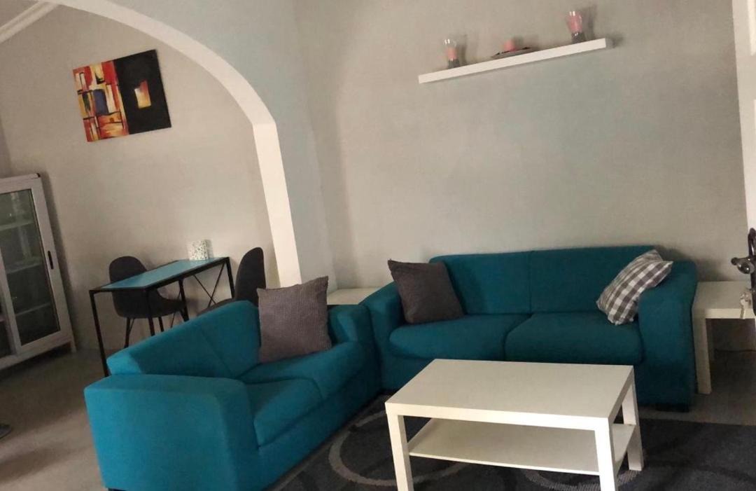 Photo of Livingroom in Cantonments