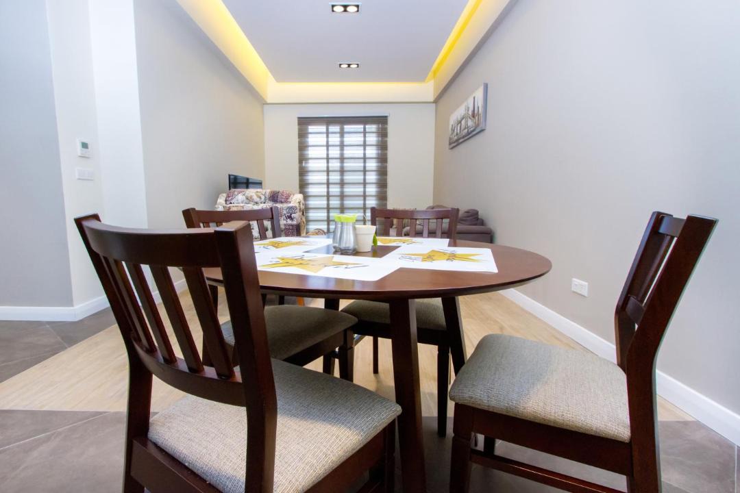 Photo of Livingroom in Cantonments