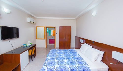 Deluxe Room, 1 Queen Bed