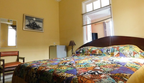 Executive Suite, Private Bathroom