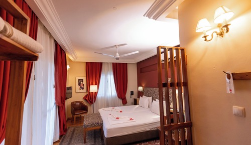 Deluxe Twin Room, Pool Access, Poolside