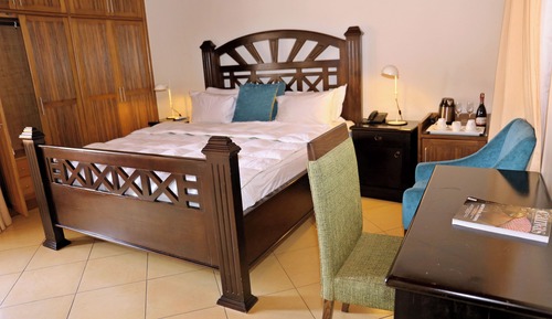 Deluxe Room, Courtyard View