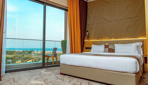 Deluxe Double or Twin Room, Balcony, City View