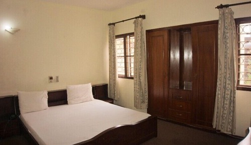 Room (Ensuite)