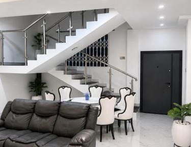 Seven-Bedroom House