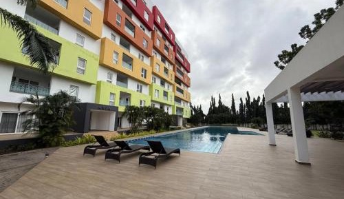 Apartment with Pool View 