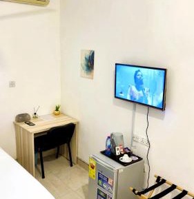 Single Room with Private Bathroom