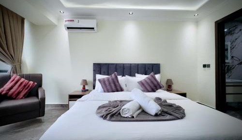 One-Bedroom Suite