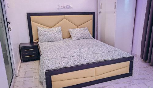 Room #1716096802