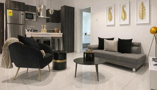 One-Bedroom Apartment with Balcony