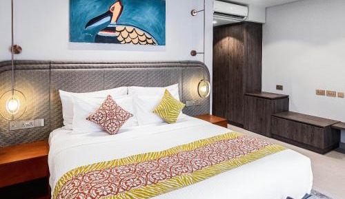 Deluxe King Room