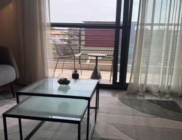 One-Bedroom Apartment with Balcony