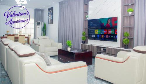 Two-Bedroom Apartment with Lake View