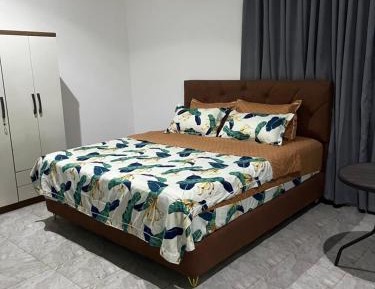 Double Room with Shared Bathroom