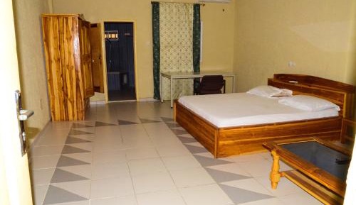 Basic Triple Room