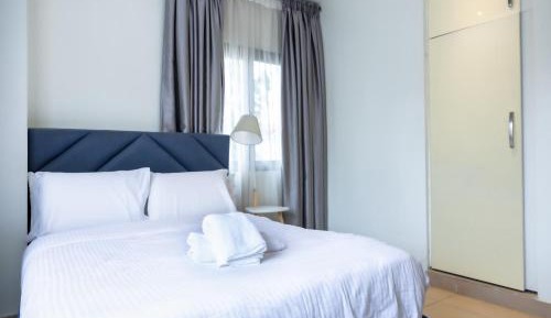 Two-Bedroom Apartment with City View