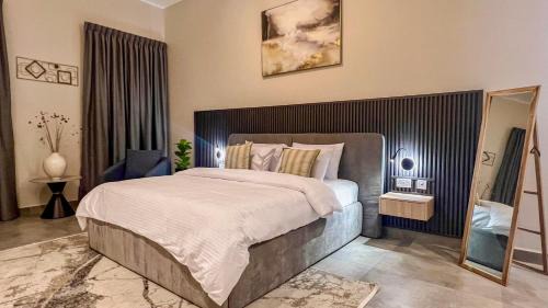 One-Bedroom Superior Apartment