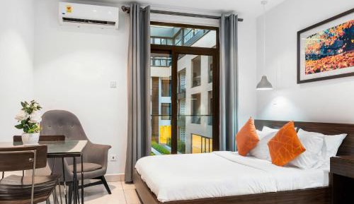 Studio Apartment with Balcony