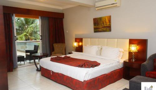 Standard Queen Room