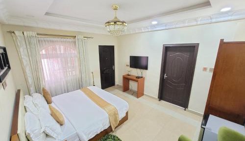 Queen Room