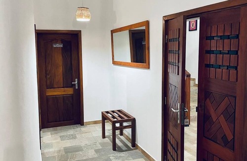 Lome Hotel | Hotel Otsunami