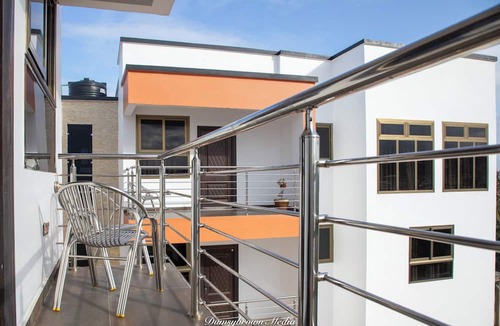 Accra Apartment | Executive 3-bed Furnished Apartment in Kwashieman