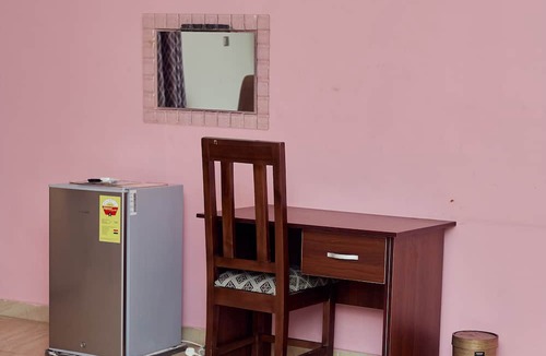 Ejisu Hotel | 9 ROSES HOTEL