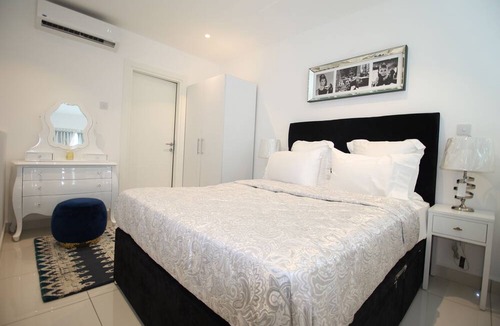 Cantonments Hotel | Embassy Gardens - One Bed